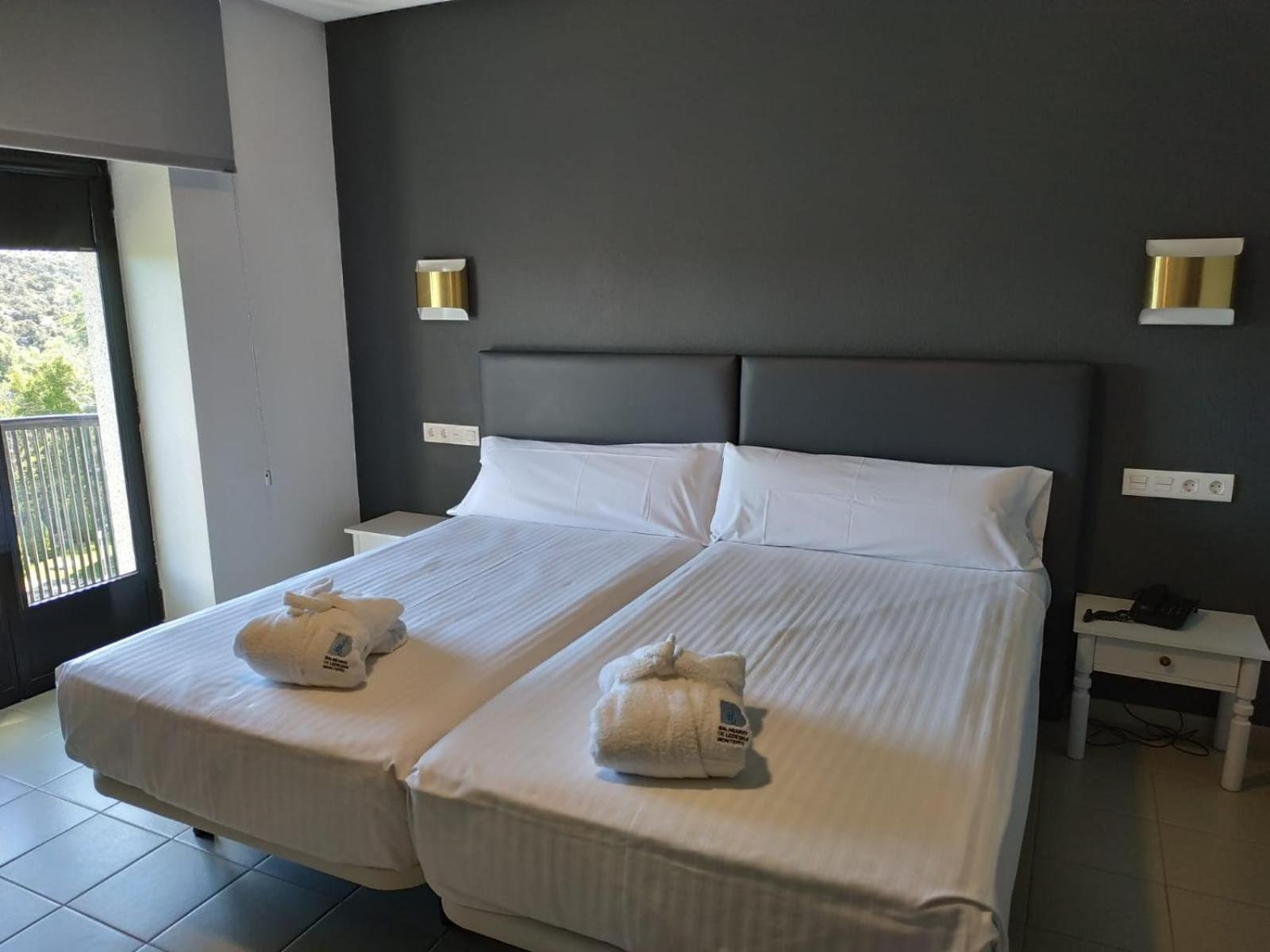 Balneario De Ledesma Hotel Vega de Tirados Luaran gambar