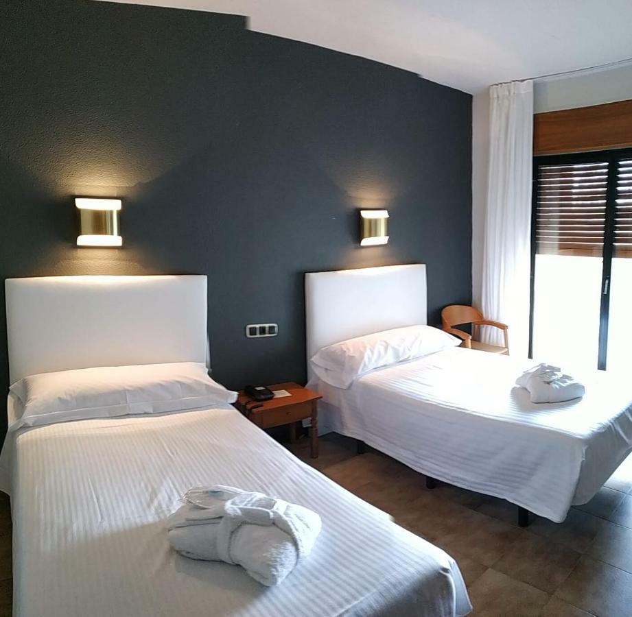 Balneario De Ledesma Hotel Vega de Tirados Luaran gambar